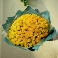 101 желтая роза 40-50см, 2сорт Упаковка оплачивается отдельно 101 желтая роза 40-50см, 2сорт Упаковка оплачивается отдельно