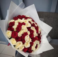 101роза ред наоми и аваланж. 40-50см, 2сорт. Упаковка оплачивается отдельно 101роза ред наоми и аваланж. 40-50см, 2сорт. Упаковка оплачивается отдельно