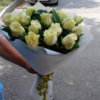 21 роза 40-50см,2сорт в упаковке на выбор 21 роза 40-50см,2сорт в упаковке на выбор